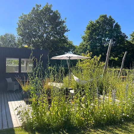 Cosy In Peaceful Garden Surroundings